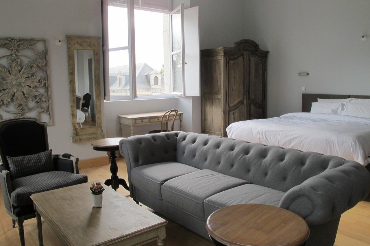 Chateau De Jalesnes Vernantes Room photo